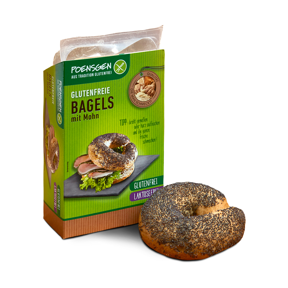 Ein goldbraun gebackene glutenfreie, laktosefreie Bagel mit Mohn neben der Poensgen Produktpackung