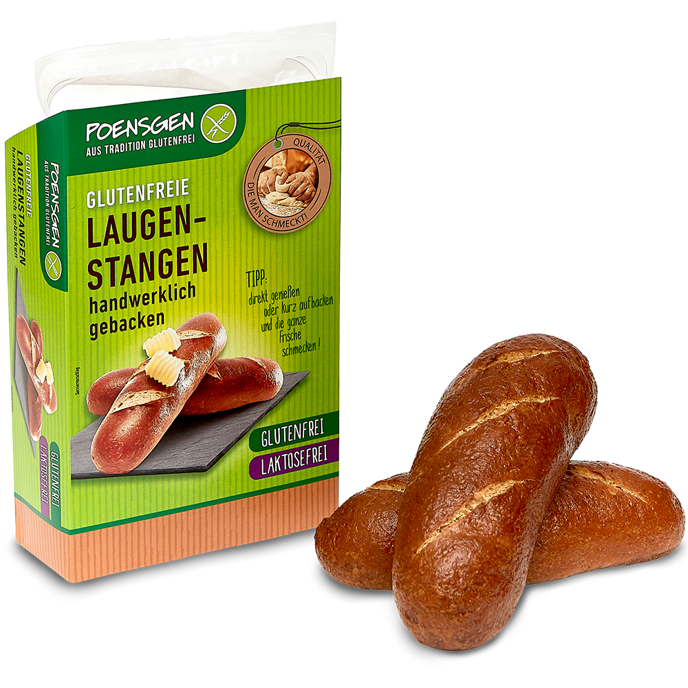 Zwei dunkelbraune glutenfreie Laugenstangen in länglicher Form neben der Produktverpackung mit grünem Schuber
