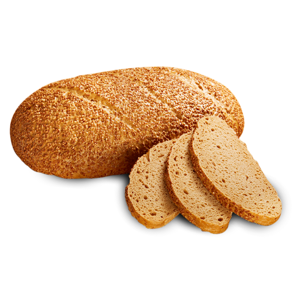 Ein ovaler Laib frisches, glutenfreies, laktosefreies Sesambrot, daneben drei Scheiben 
